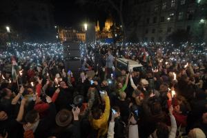 Ungurii au ieșit în stradă să ceară demisia lui Viktor Orban. Înregistrarea care ar putea declanşa cel mai mare scandal politic din ultimele 3 decenii
