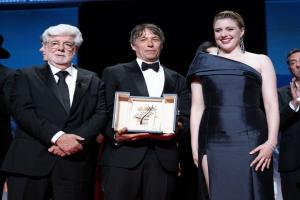 Cannes 2024. Pelicula "Anora" de Sean Baker a câştigat Palme d'Or. Lista completă a filmelor premiate
