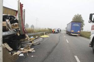 Tragedie românească în Italia: un tânăr român care urma să fie tată a doua oară a fost ucis de un TIR, pe banda de urgență a unei autostrăzi