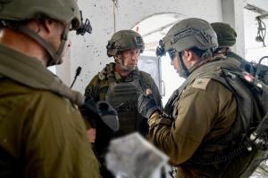 HARTĂ. Armata israeliană a ajuns la porţile oraşului Gaza în nord, l-a tăiat de sudul Fâşiei. Discursul liderului Hezbollah, aşteptat cu sufletul la gură