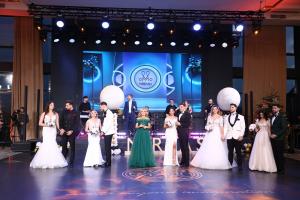 Ioana şi Marius, câştigătorii celui de-al optulea sezon Mireasa şi ai premiului în valoare de 40.000 de euro