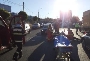 Doi pietoni de 72 şi 74 de ani, loviţi de un şofer pe o stradă din Cluj, în timp ce traversau prin loc nepermis