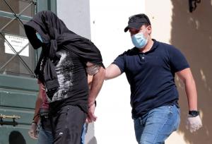 Primele imagini cu suspectul crimei din Grecia. Cine este bărbatul care ar fi ucis-o pe Carolina Crouch lângă soț și fetița de 11 luni - GALERIE FOTO