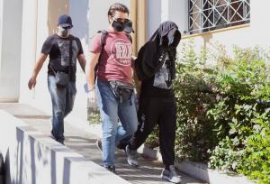Primele imagini cu suspectul crimei din Grecia. Cine este bărbatul care ar fi ucis-o pe Carolina Crouch lângă soț și fetița de 11 luni - GALERIE FOTO