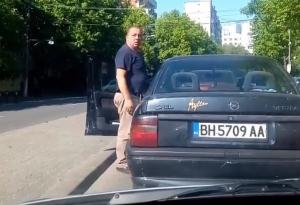 INCIDENT ŞOCANT în Timişoara! O femeie a fost atacată cu BÂTA în trafic (VIDEO)