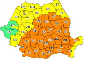 Peste jumătate de țară, inclusiv București, a intrat sub avertizare cod portocaliu de ploi torențiale, grindină și vijelii. Vreme severă până la noapte