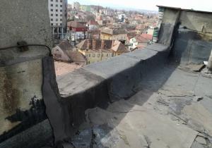 RĂSTURNARE de situaţie în cazul adolescentei care a căzut de pe un bloc în Sibiu. Ce a postat Denisa pe Facebook înainte de tragedie (FOTO)