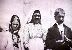 100 de ani de la Miracolul de la Fatima! Peste un milion de oameni vor participa la ceremonia de canonizare a celor doi frați păstori