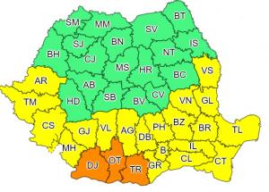 Aproape jumătate de țară, sub avertizări cod galben și portocaliu de ploi, grindină și vijelii. Vreme severă până joi dimineață