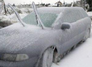 Fenomen meteo de coşmar în acest weekend. România va fi lovită de freezing rain sau 'ploaia îngheţată'