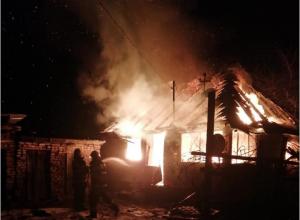 Incendiu violent într-o localitate din Hunedoara, o casă a fost făcută scrum