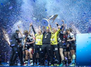 Câştigătoarele Ligii Campionilor la handbal feminin, invitate de preşedintele Klaus Iohannis la Palatul Cotroceni