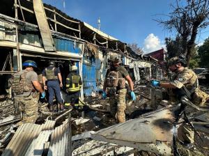 NYT: Explozia cu 17 victime din Kostiantînivka, provocată de o rachetă ucraineană. Reacţia Kievului: "Demilitarizarea completă e o necesitate vitală"
