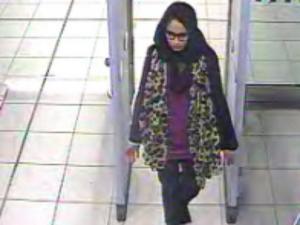 Trei eleve din Marea Britanie au fugit de acasă pentru a se alătura luptătorilor ISIS