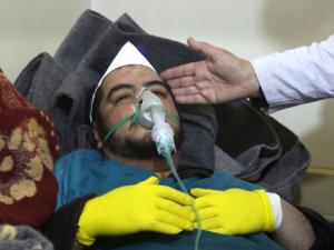 IMAGINI TERIBILE în urma atacului cu "GAZ TOXIC"! Zeci de oameni, printre care şi COPII, au murit sufocaţi în Siria
