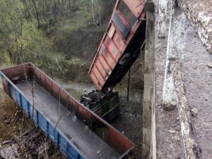 DETALII ŞOCANTE despre accidentul feroviar de la Petroşani: Gestul DISPERAT al mecanicilor când au descoperit că AU RĂMAS FĂRĂ FRÂNE