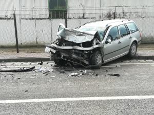 Accident mortal la Paşcani, şoferul unui BMW a depăşit pe linie continuă. Un tânăr care circula regulamentar a murit nevinovat