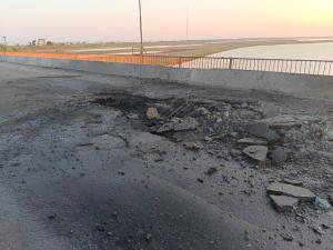 "Poarta spre Crimeea", avariată. Un pod dintre Crimeea și Herson, lovit de ucraineni cu rachete Storm Shadow. Momentul atacului