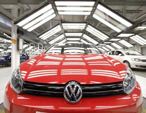 Masina anului 2013: Volkswagen Golf a surclasat adversari extrem de apreciati