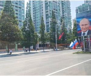 Kim Jong Un a umplut Phenianul de postere cu Putin. Imagini de pe străzile din Coreea de Nord