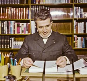 „Poetul” Nicolae Ceaușescu. Iată poezia scrisă de mâna dictatorului