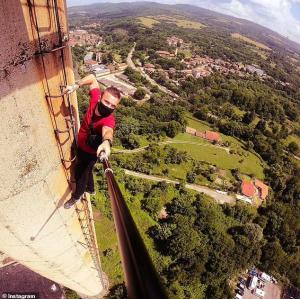 Iubitorul de senzații extreme Remi Lucidi a căzut de la etajul 68 al unui zgârie-nori, în timpul unei fotografii