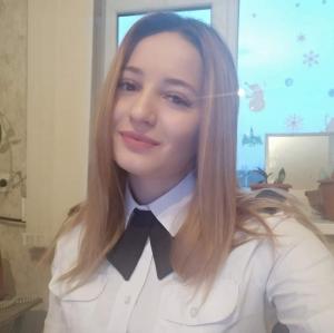 "A ales calea unei vieți fără lacrimi". Alexandrina, o polițistă din Onițcani, a murit chiar după ziua ei de naștere. A fost răpusă de cancer la doar 28 de ani