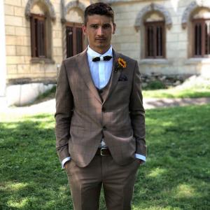 "Ai zburat spre cer mult prea devreme". Sorin, un tânăr român din Italia, a murit fulgerător la doar 30 de ani. Era mijlocaș la echipa de fotbal Asd Aielli