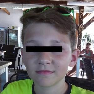 Cine este adolescentul care a murit în internatul liceului din Odorheiu Secuiesc. David ar fi împlinit 18 ani de Crăciun