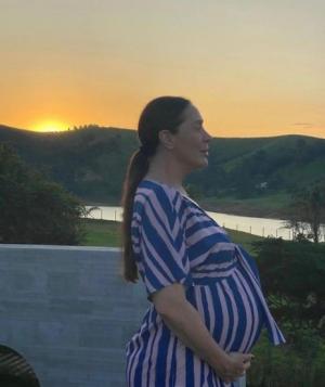 Claudia a rămas însărcinată la 55 de ani și nimănui nu i-a venit să creadă: "Am spus că nu se poate, testul de sarcină era pozitiv"