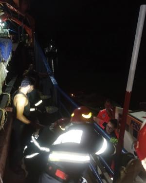 Marinar găsit inconştient în buncărul unei nave, pe Dunăre. Intervenţie de urgenţă a autorităţilor tulcene