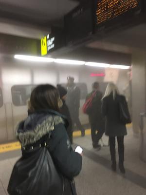 UPDATE: Peste 100 DE RĂNIŢI la New York, în urma deraierii unui tren (VIDEO, FOTO)