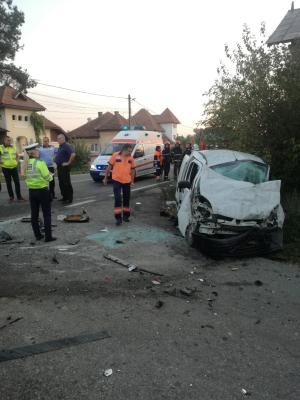 Primele imagini de la cumplitul accident din Gorj, la Buduhala. Sunt 11 victime, după un impact teribil (Video)