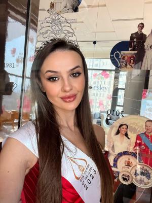 Cine este tânăra care a pus România pe harta frumuseţii mondiale. Maramureşeanca a câştigat Miss Tourism 2023, la Shanghai