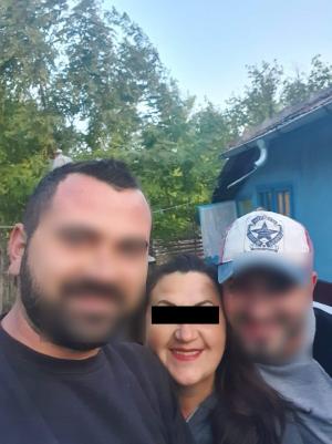 O româncă plecată să muncească în Italia se întoarce pentru totdeauna acasă, în Botoşani, în sicriu. Cosmina a vrut să le ofere fiilor săi o viaţă mai bună