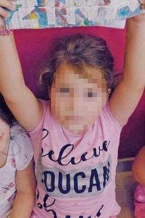 "Dacă a făcut asta, trebuie spânzurată" O tânără de 34 de ani din Grecia şi-ar fi ucis cele trei fetiţe în trei ani