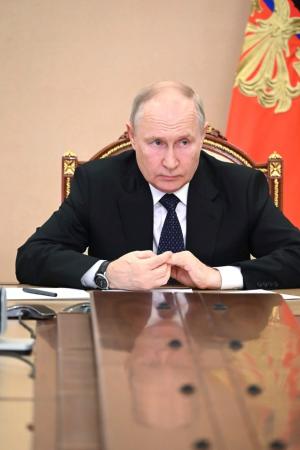Răzbunarea lui Putin. Rusia a atacat porturi din Odesa şi Nikolaiev şi a avertizat că nu va mai garanta siguranța navelor în Marea Neagră