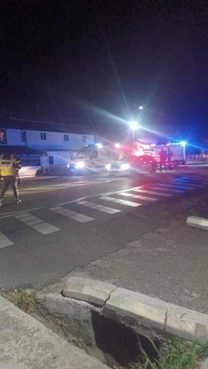 Două persoane au murit, după ce au fost lovite de o mașină în timp ce se aflau pe o trecere de pietoni, în Vrancea