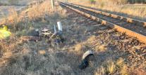 Doi adolescenți au murit după ce motocicleta pe care se aflau a fost lovită de tren, în Harghita