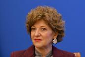 Sindicaliștii Guvernului îi cer vicepremierului interimar Oana Gheorghiu să își dea demisia