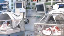 Prima reacţie a mamei de 44 de ani care a născut tripleţi. Cei mici sunt aşteptaţi acasă de cele patru surori