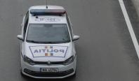 Tânără de 27 de ani, prinsă beată la volan şi fără permis. Iubitul care i-a dat maşina a fost reţinut