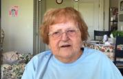 O bătrână de 96 de ani riscă să fie dată afară din azil după ce a organizat petreceri în camera sa