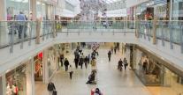 Miliarde de euro lăsate în mall-uri. Câţi bani au cheltuit românii în marile centre comerciale, în 2025