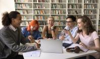 Țara în care cei mai mulți tineri români vor să facă facultatea. Nu mai aleg specializări "la modă"