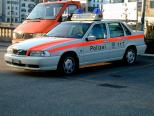 Trei români au încercat metoda "electricianul" în Elveţia. Intrau în case, de unde furau ceasuri şi bijuterii