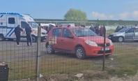 Un bărbat de 77 de ani a intrat cu maşina în mai mulţi oameni în Călăraşi. Ar fi încurcat frâna cu acceleraţia