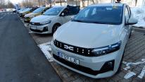 Vânzările Dacia s-au prăbușit, la toate modelele. Concurența din China, unul dintre motive