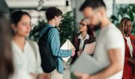 Domeniul care duce lipsă acută de angajați recrutează direct din facultăți. Salarii de la 1.000 de euro