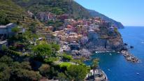 Exod turistic: românii au cheltuit aproape 3 miliarde de euro în doar patru luni în vacanţe în străinătate